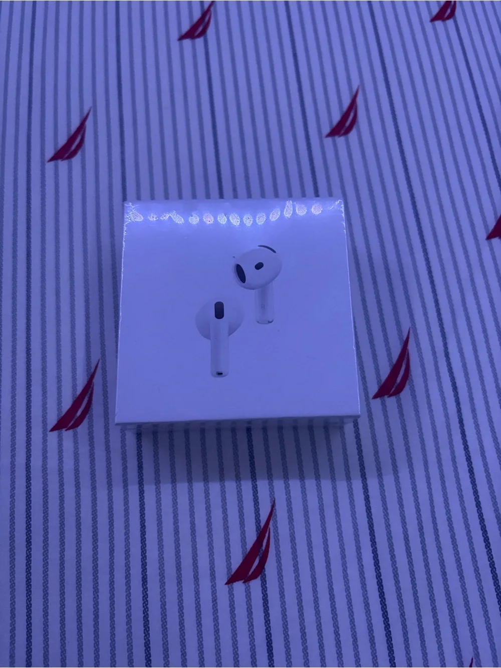 AirPod 4s Apple True Wireless Earbuds with Charging Case - White